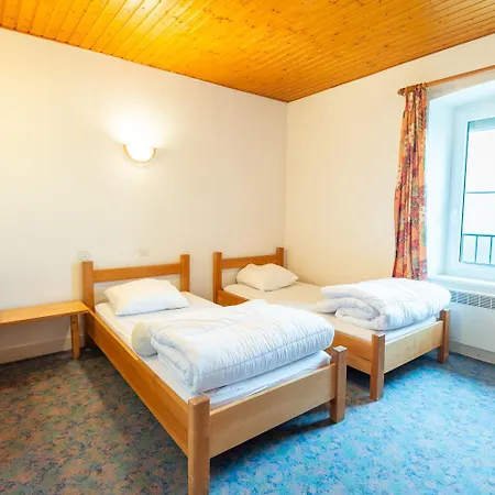 De L'ancien Presbytere 6/8 Personnes Feriehus